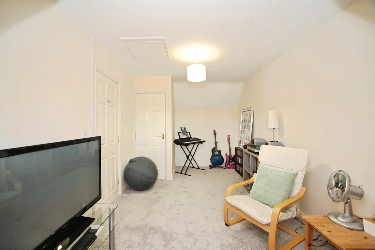 Meadow View Pontyclun, CF72, photo 5