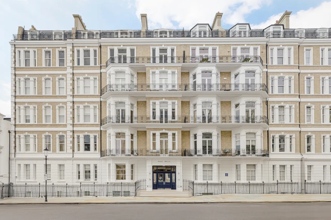 Hale House, De Vere Gardens, Kensington, London, photo 2