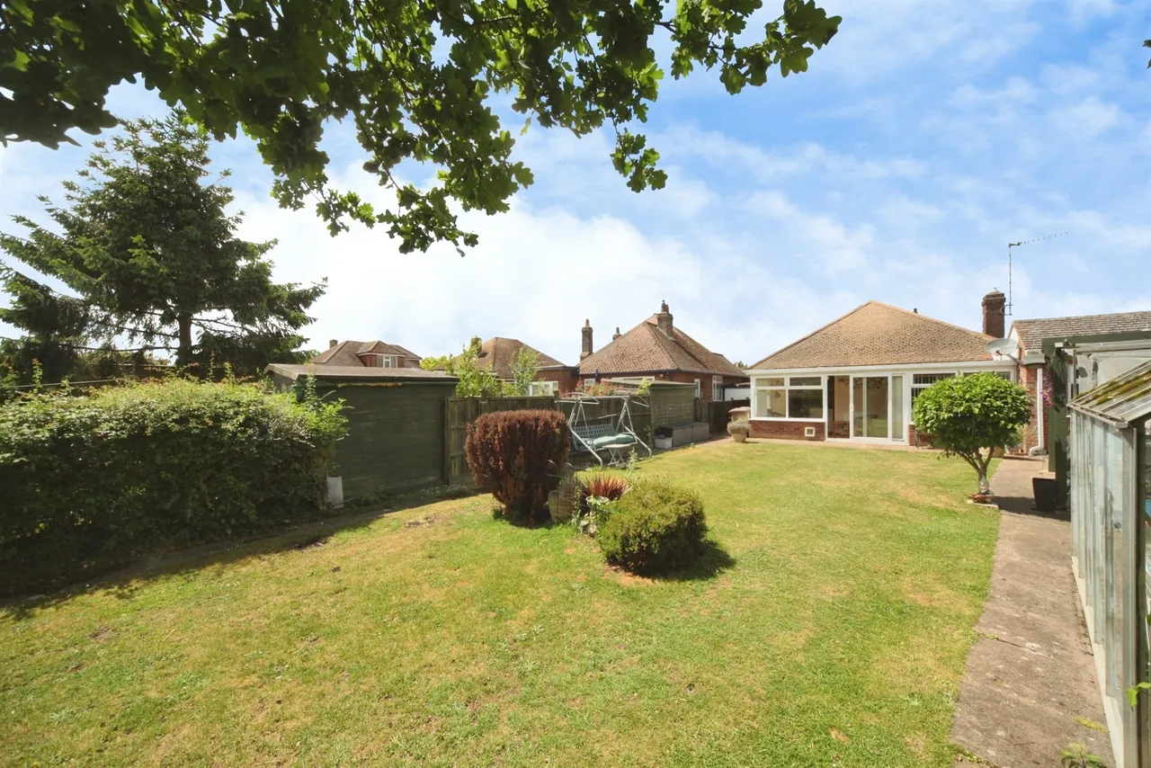 Hitchin Road, Luton, LU2, photo 15