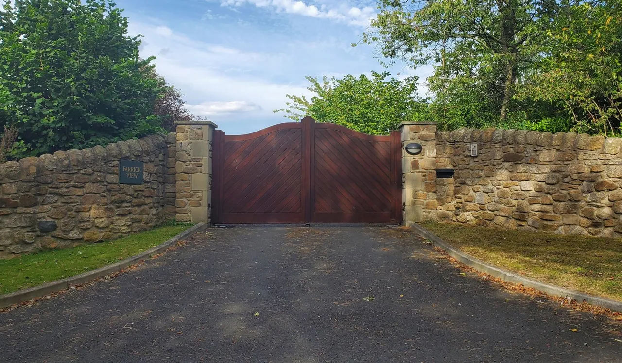 Medburn, Near Ponteland, NE20, photo 33