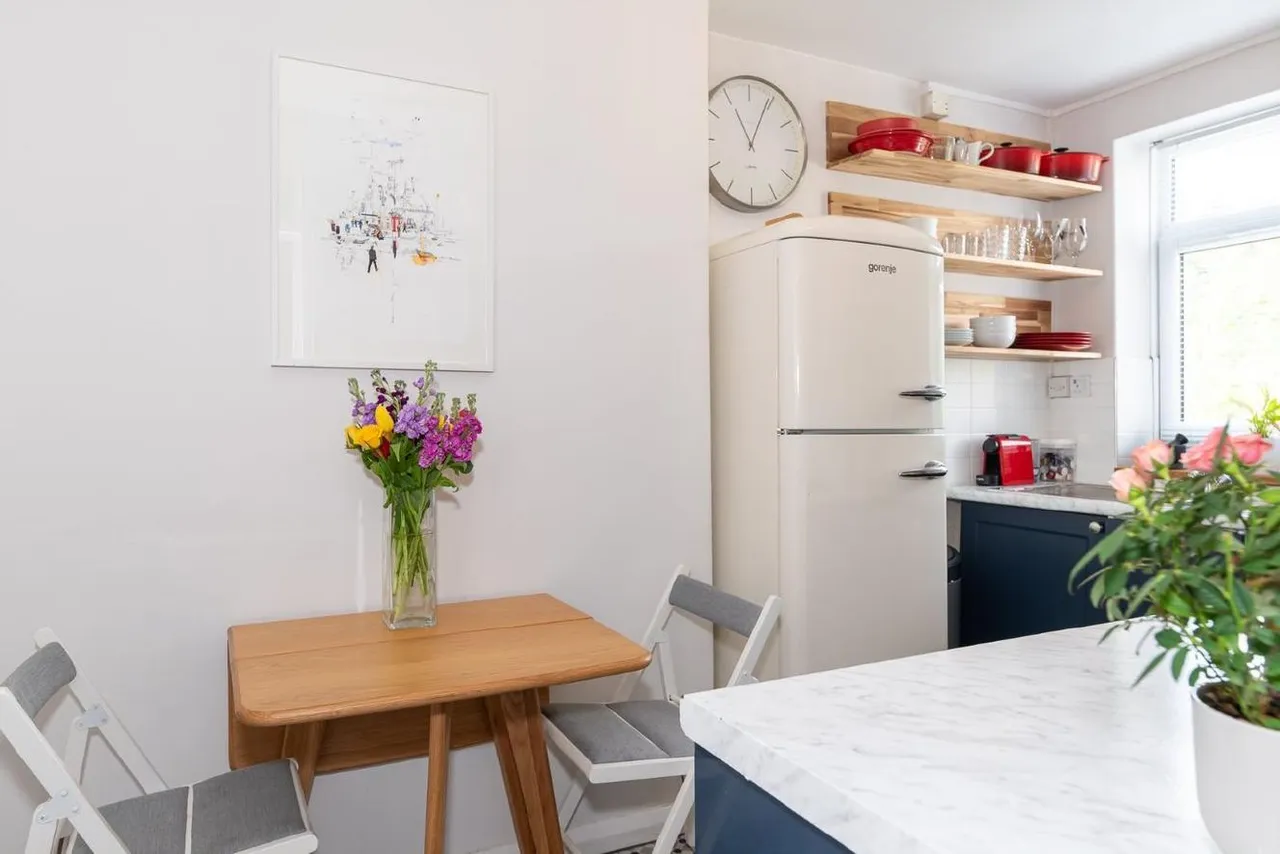 Hazellville Road, Whitehall Park, London, N19, photo 7