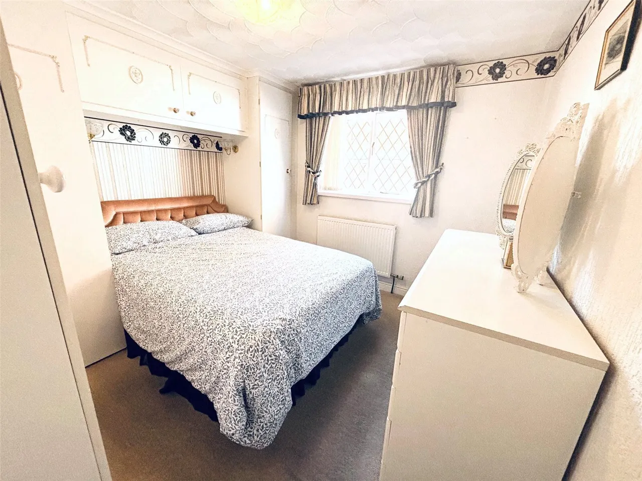 Silverlands Avenue, Oldbury, B68, photo 7