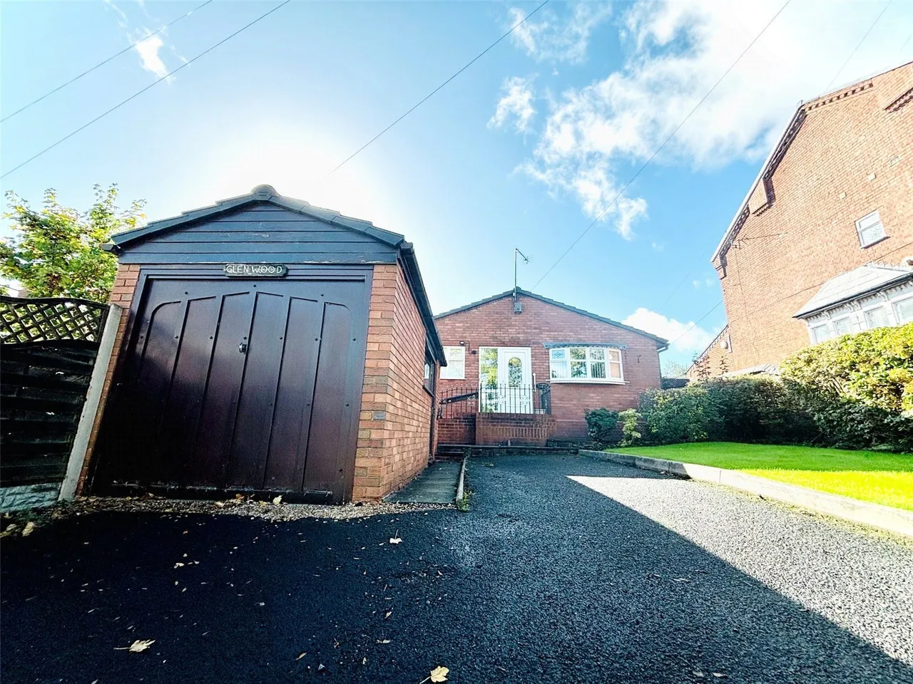 Silverlands Avenue, Oldbury, B68, photo 17