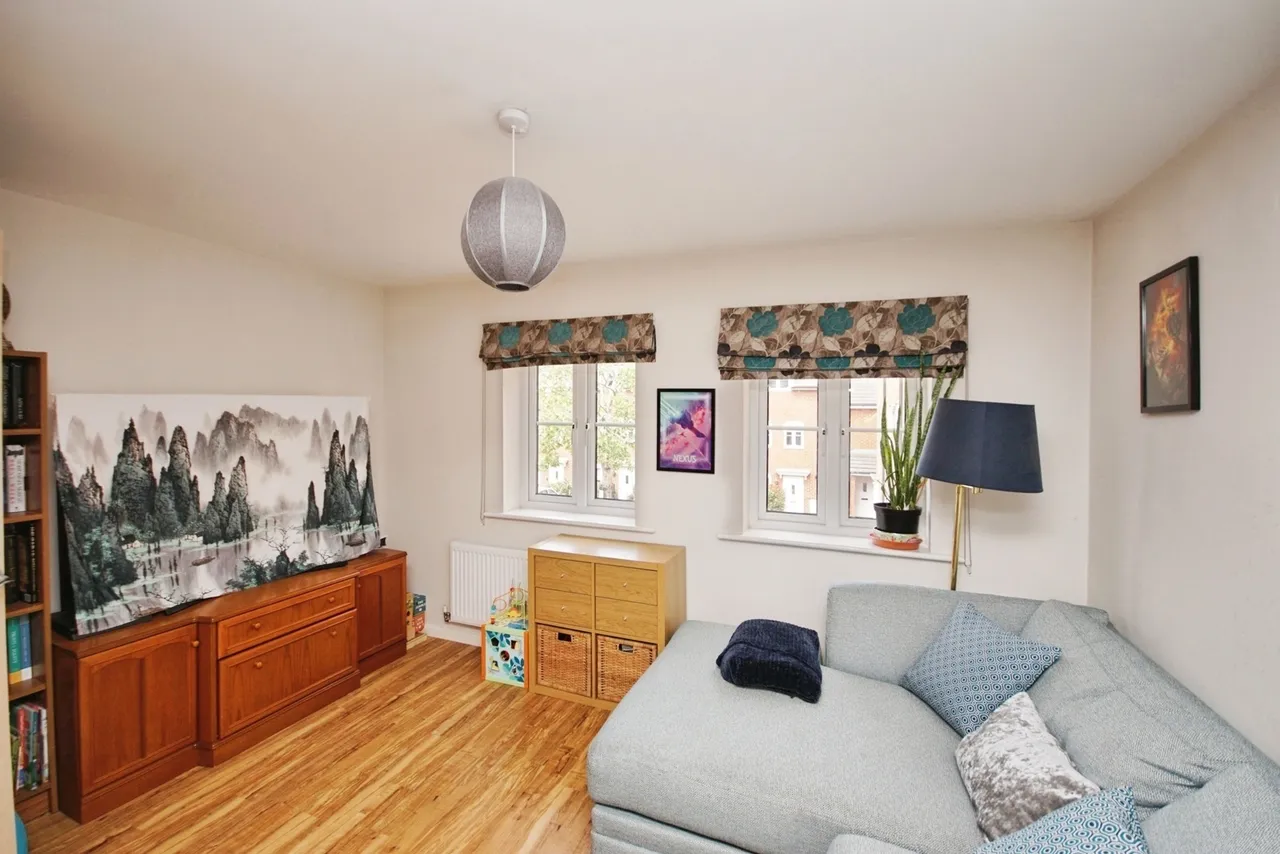 Dundee Drive, Bristol, BS16, photo 3
