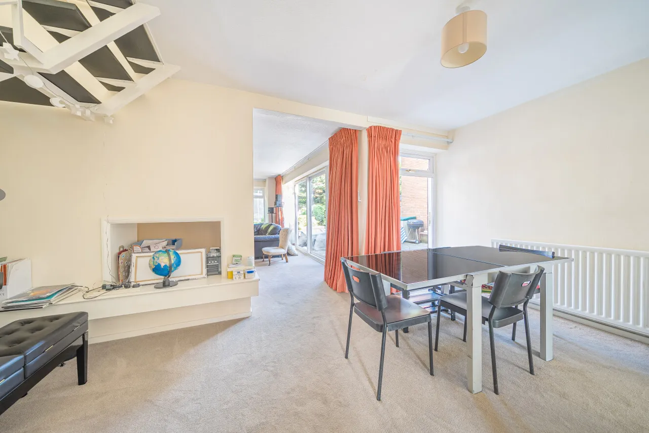Albyfield, Bromley, BR1, photo 2