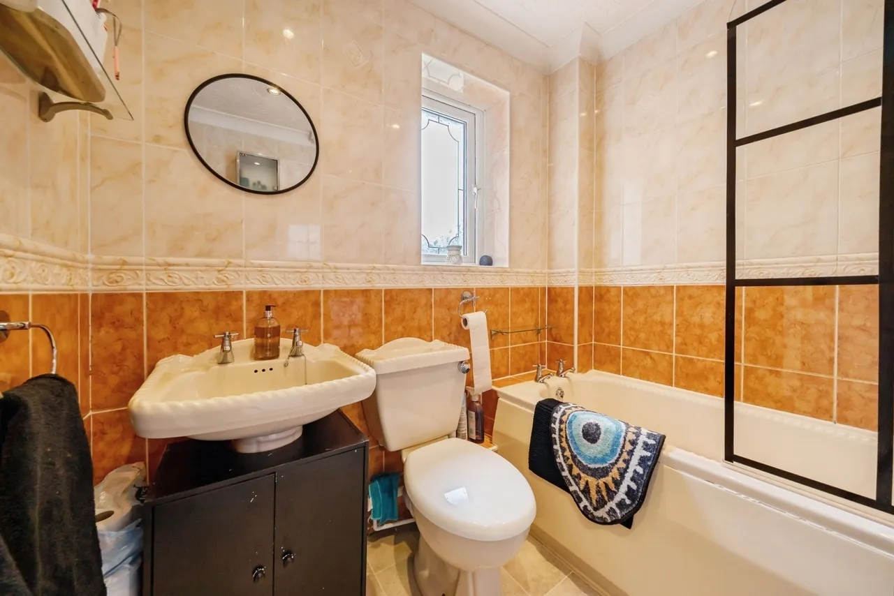 Woodford Close, Thelwall, Warrington, Cheshire, WA4, photo 10