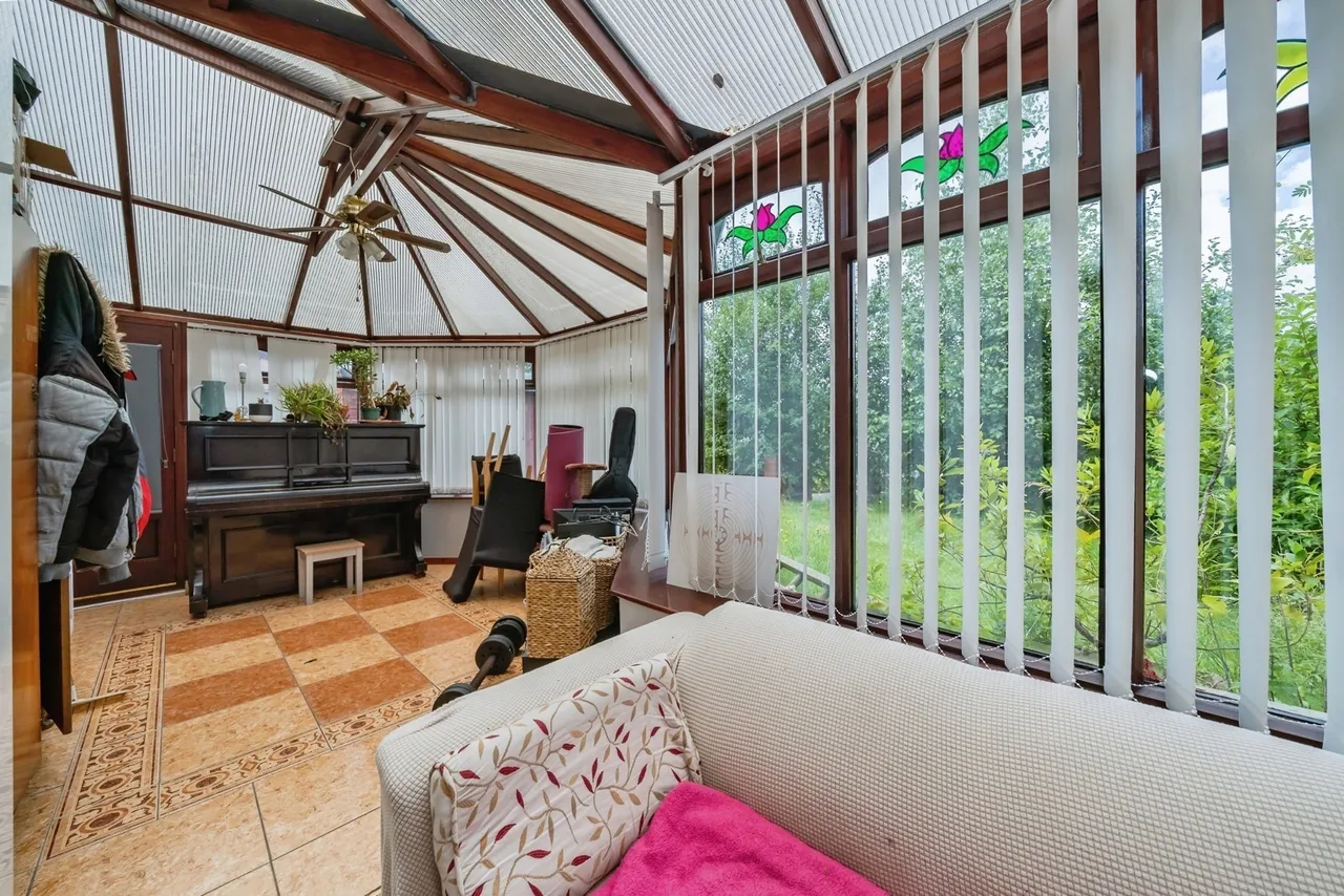 Woodford Close, Thelwall, Warrington, Cheshire, WA4, photo 9