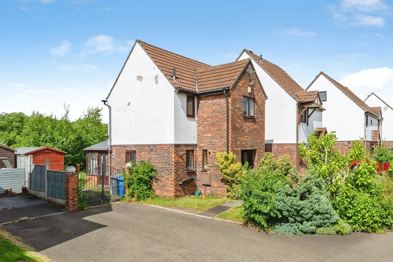 3 bed house for sale — Woodford Close, Thelwall, Warrington, Cheshire, WA4