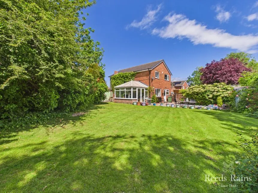 Croxton Close, Fairfield, Stockton-On-Tees, Durham, TS19, photo 2