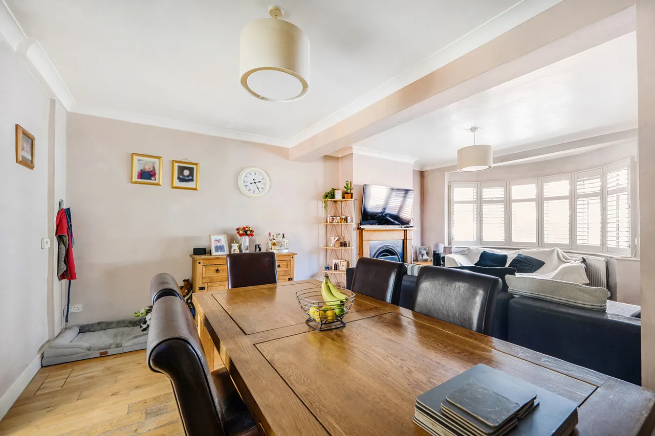 Linden Avenue, Ruislip, HA4, photo 17