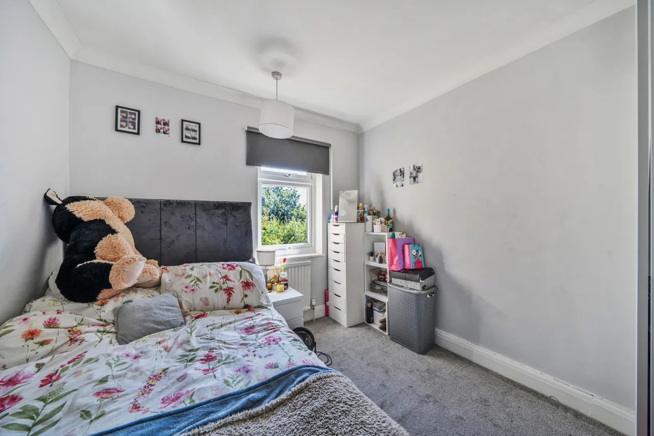 Linden Avenue, Ruislip, HA4, photo 9