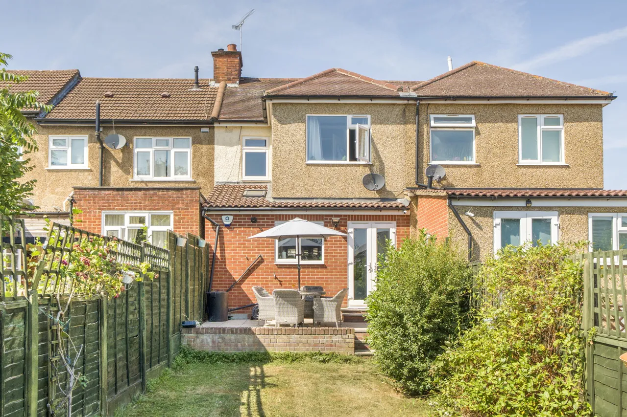 Linden Avenue, Ruislip, HA4, photo 12