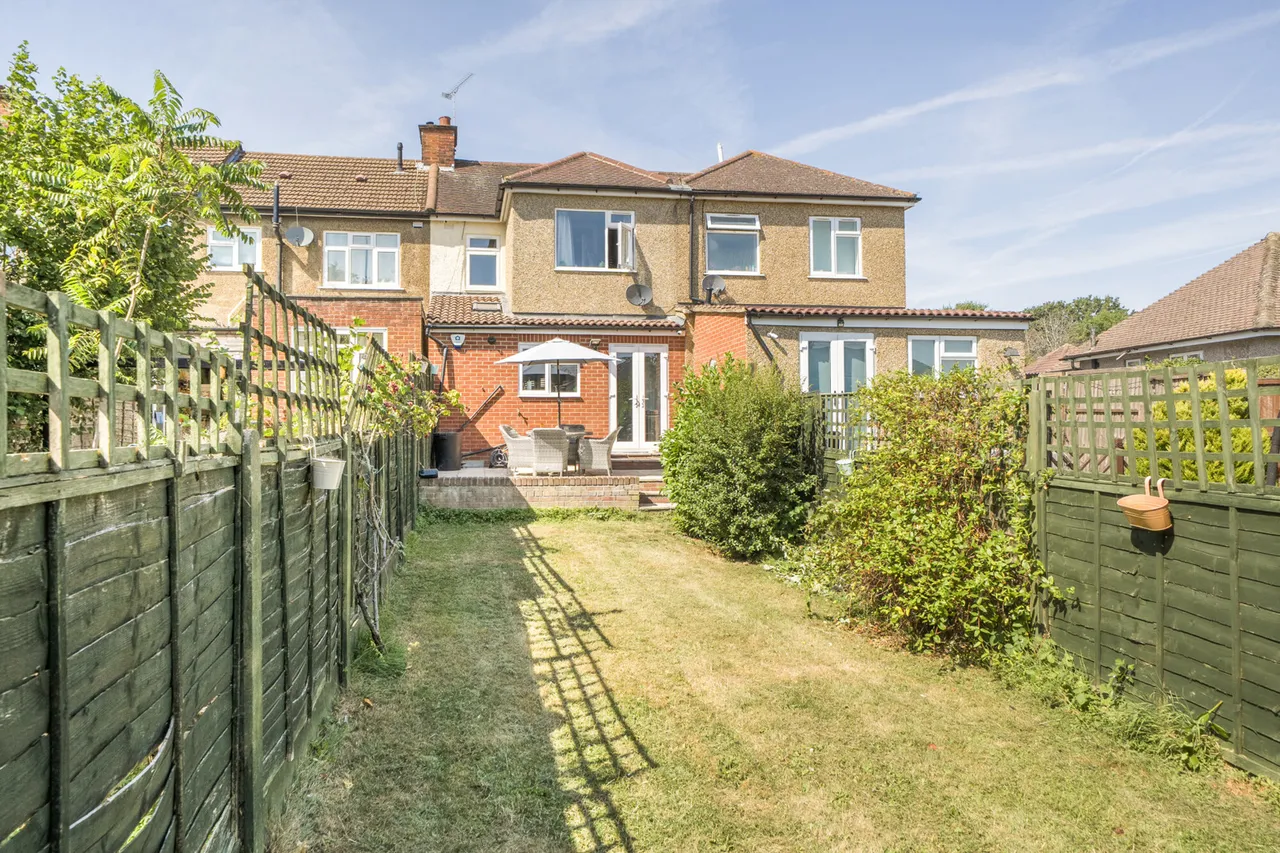 Linden Avenue, Ruislip, HA4, photo 11