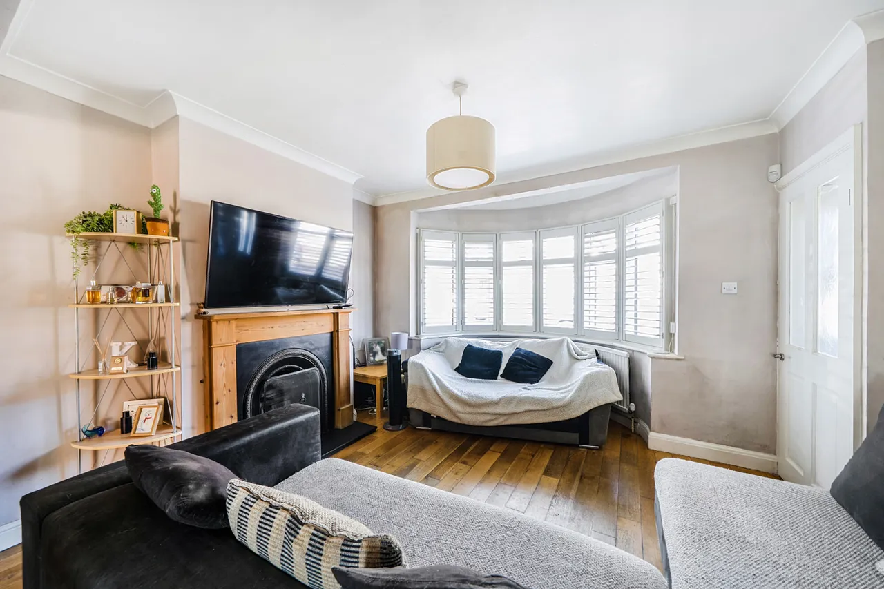 Linden Avenue, Ruislip, HA4, photo 13
