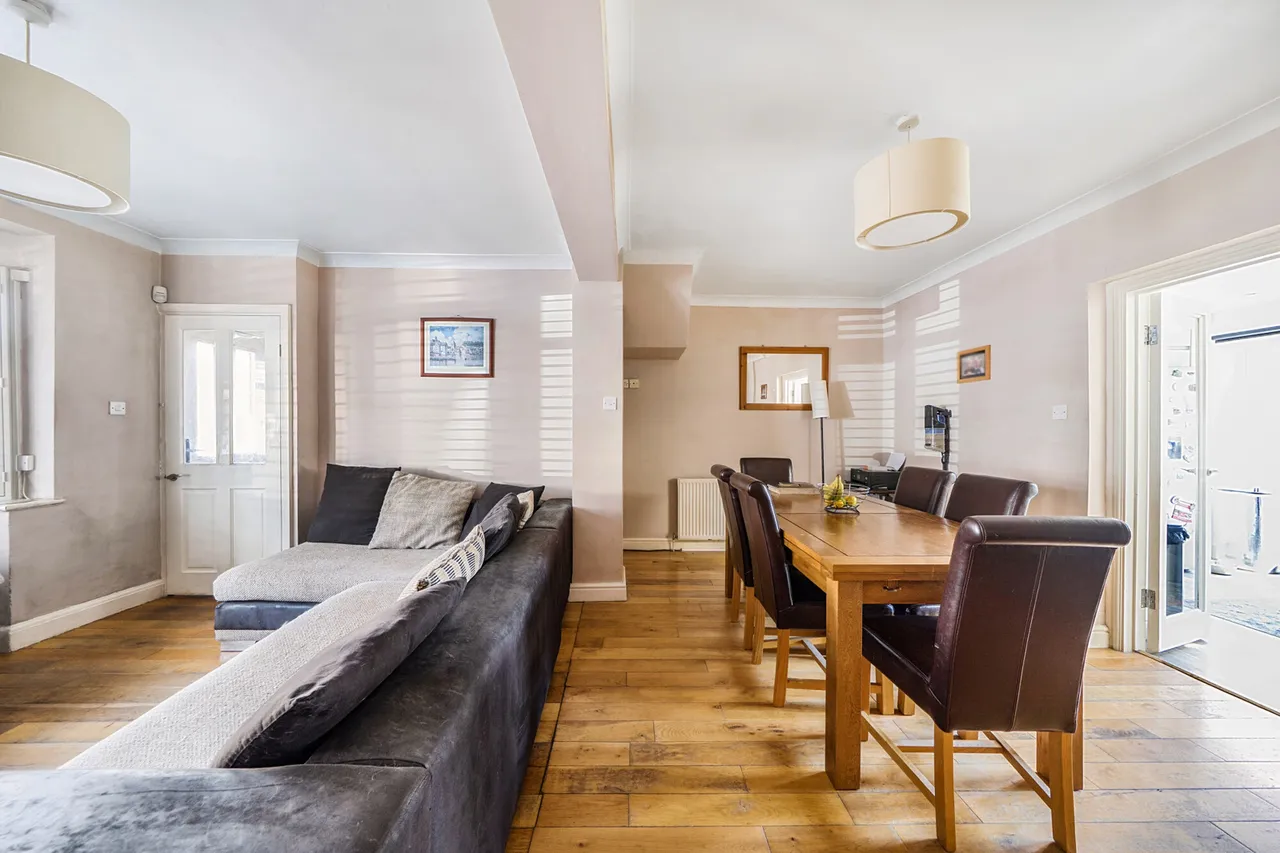 Linden Avenue, Ruislip, HA4, photo 6