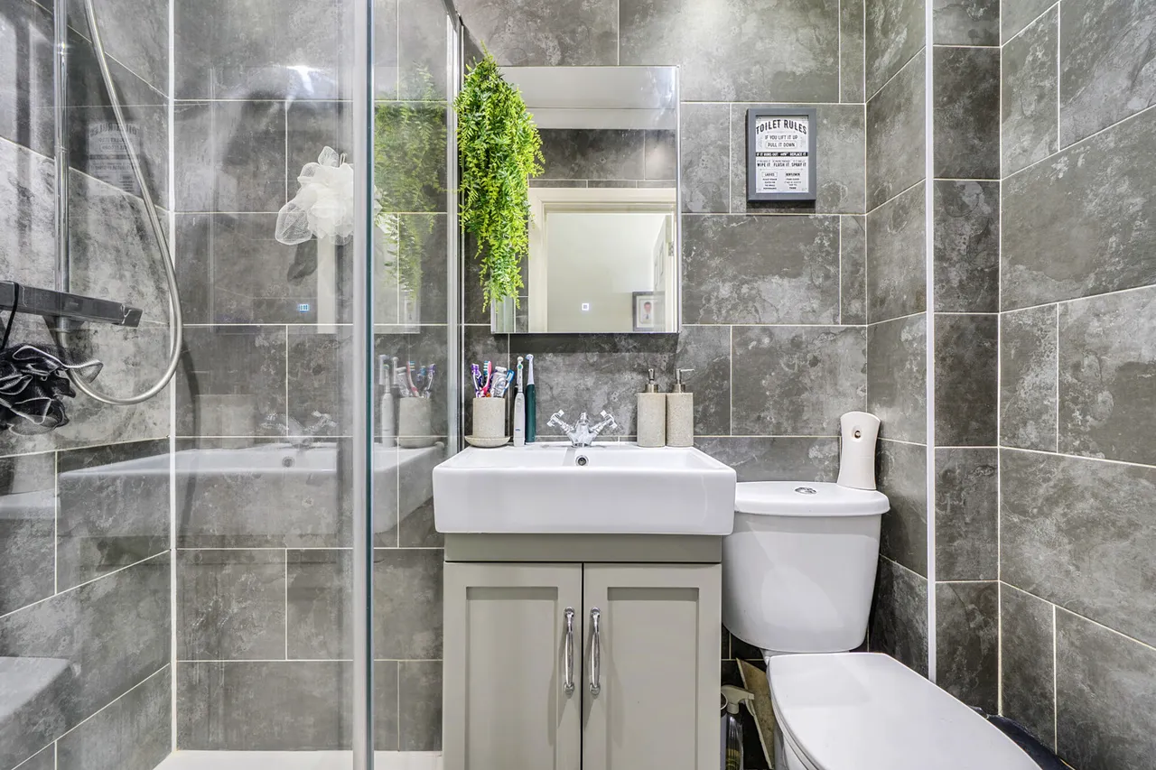 Linden Avenue, Ruislip, HA4, photo 10