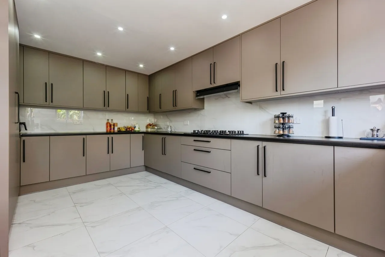 Montcliffe Crescent, Whalley Range, Manchester, M16, photo 3
