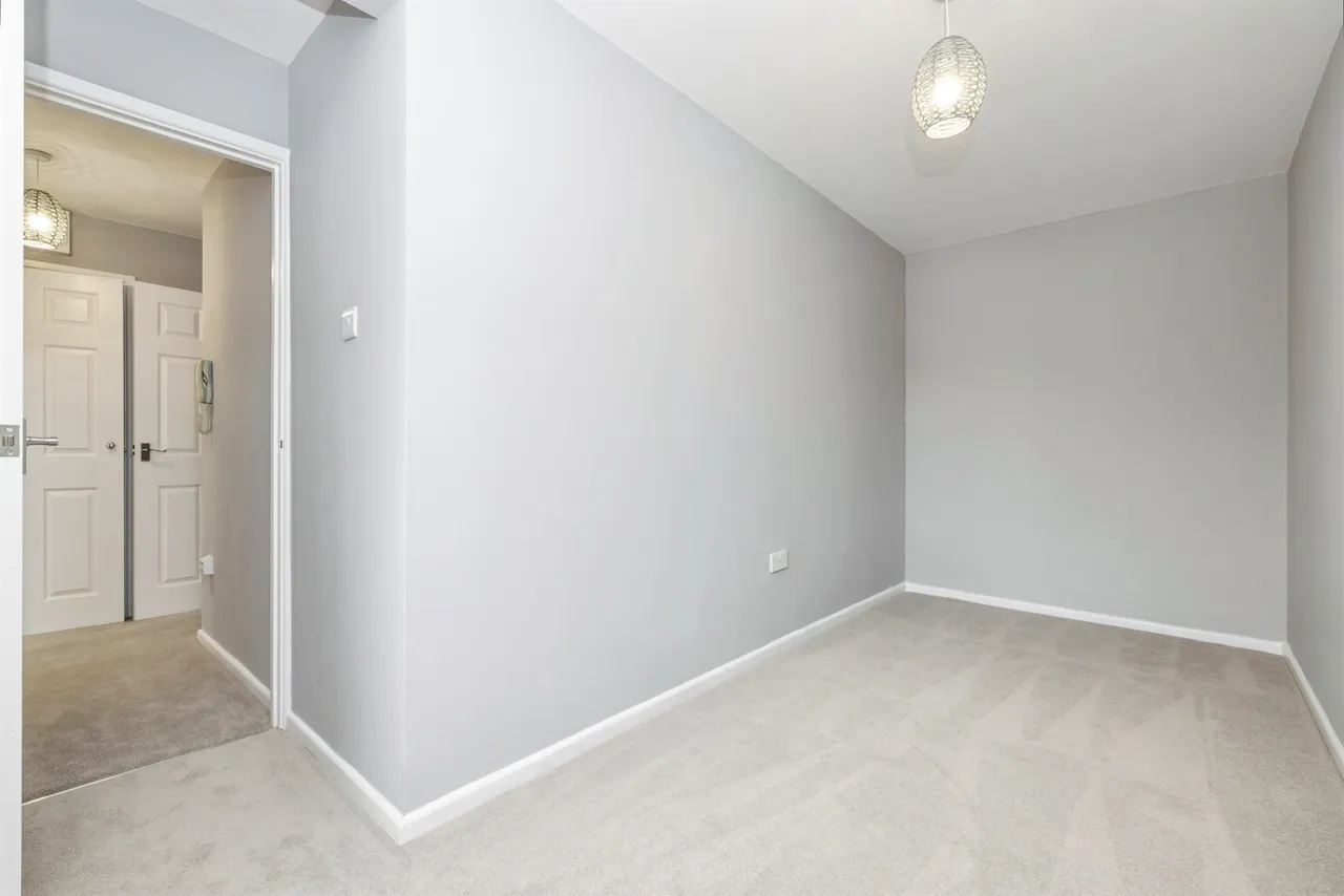 Rickmansworth Road, Watford, photo 8