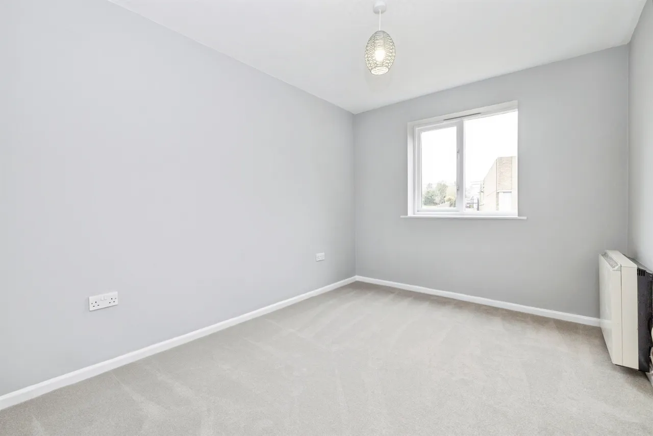 Rickmansworth Road, Watford, photo 10