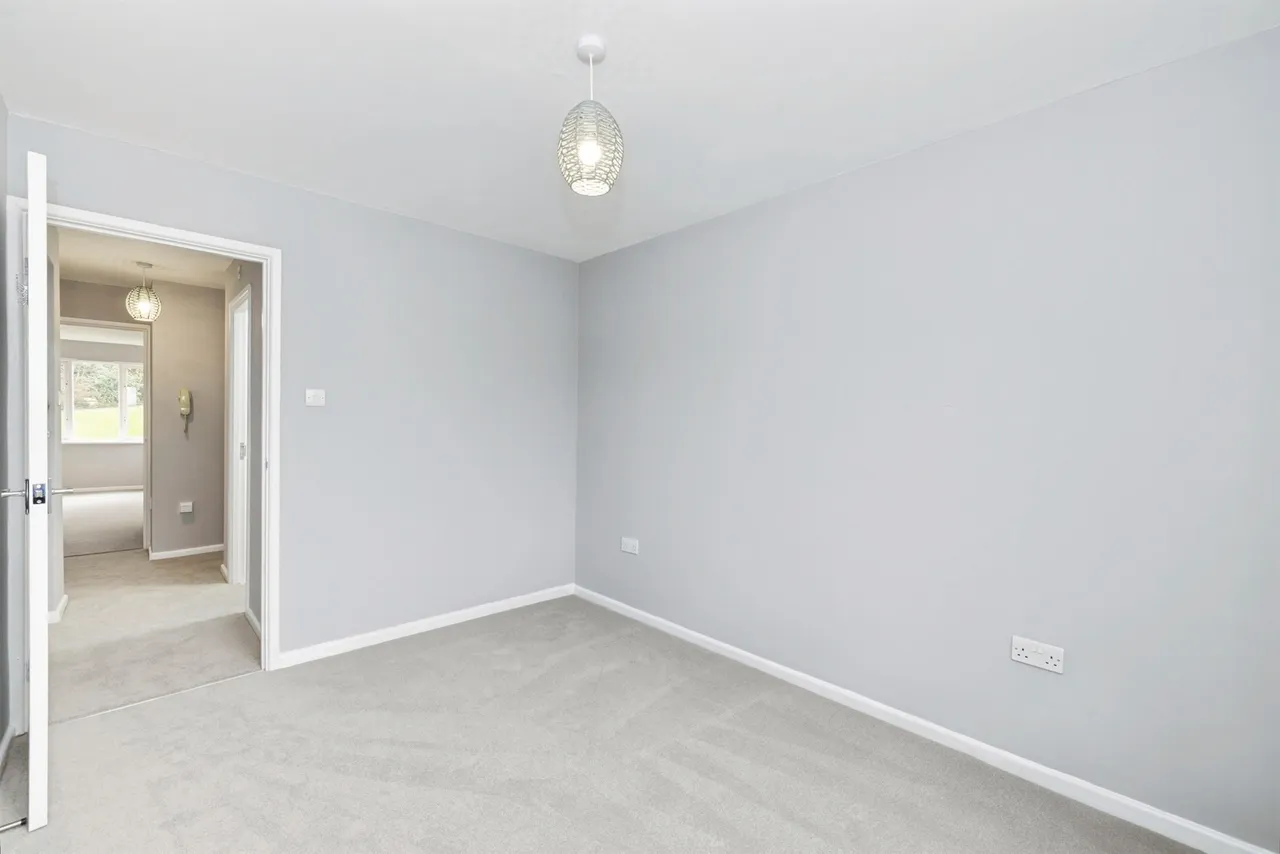 Rickmansworth Road, Watford, photo 9