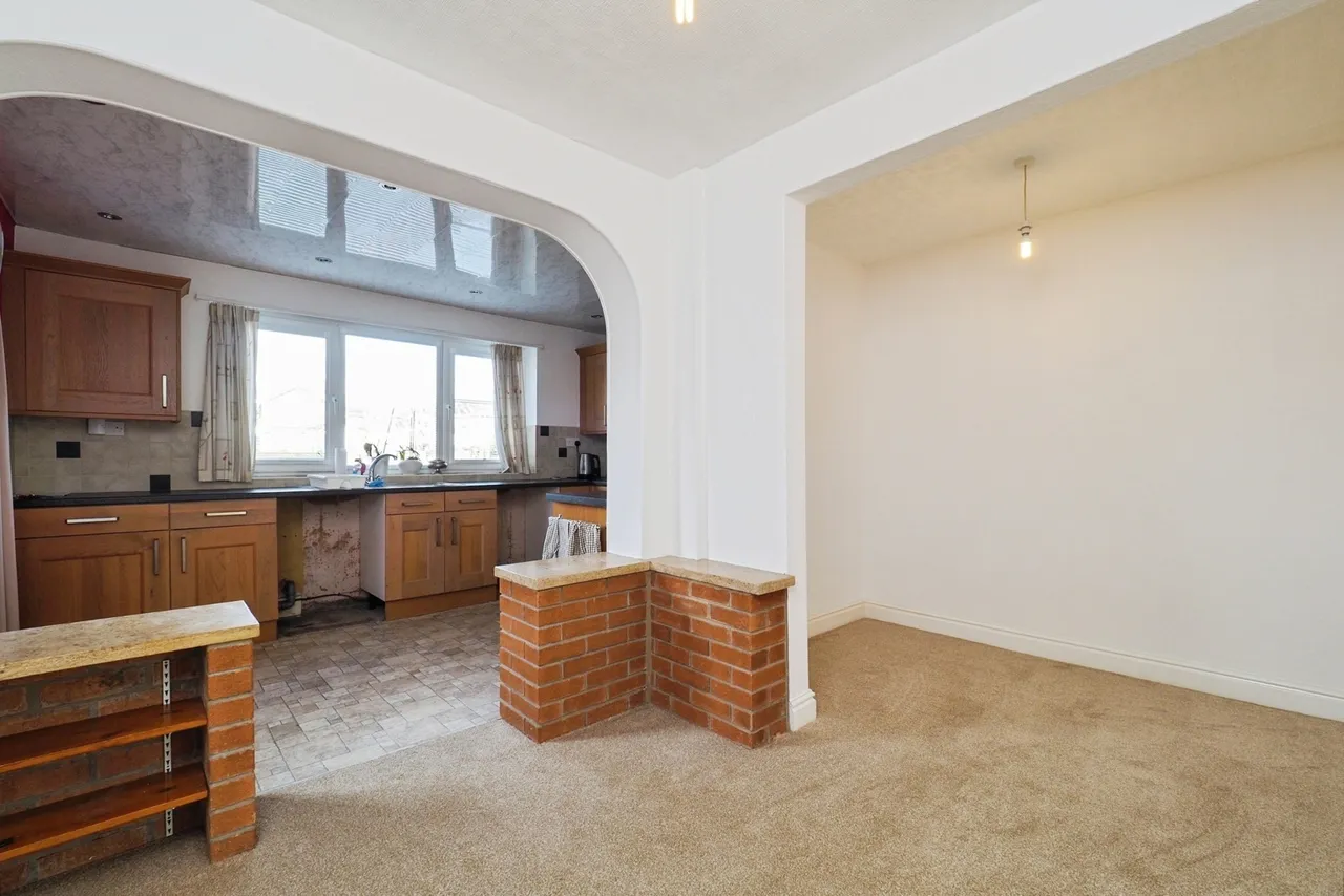 North Hill Crescent, Hucknall, Nottingham, Nottinghamshire, NG15, photo 4