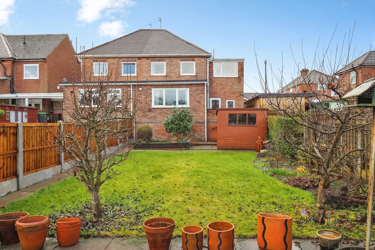 North Hill Crescent, Hucknall, Nottingham, Nottinghamshire, NG15, photo 13