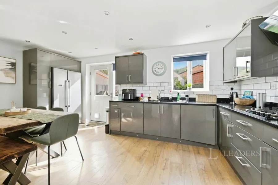 Hanby Close, Fenay Bridge, HD8, photo 14