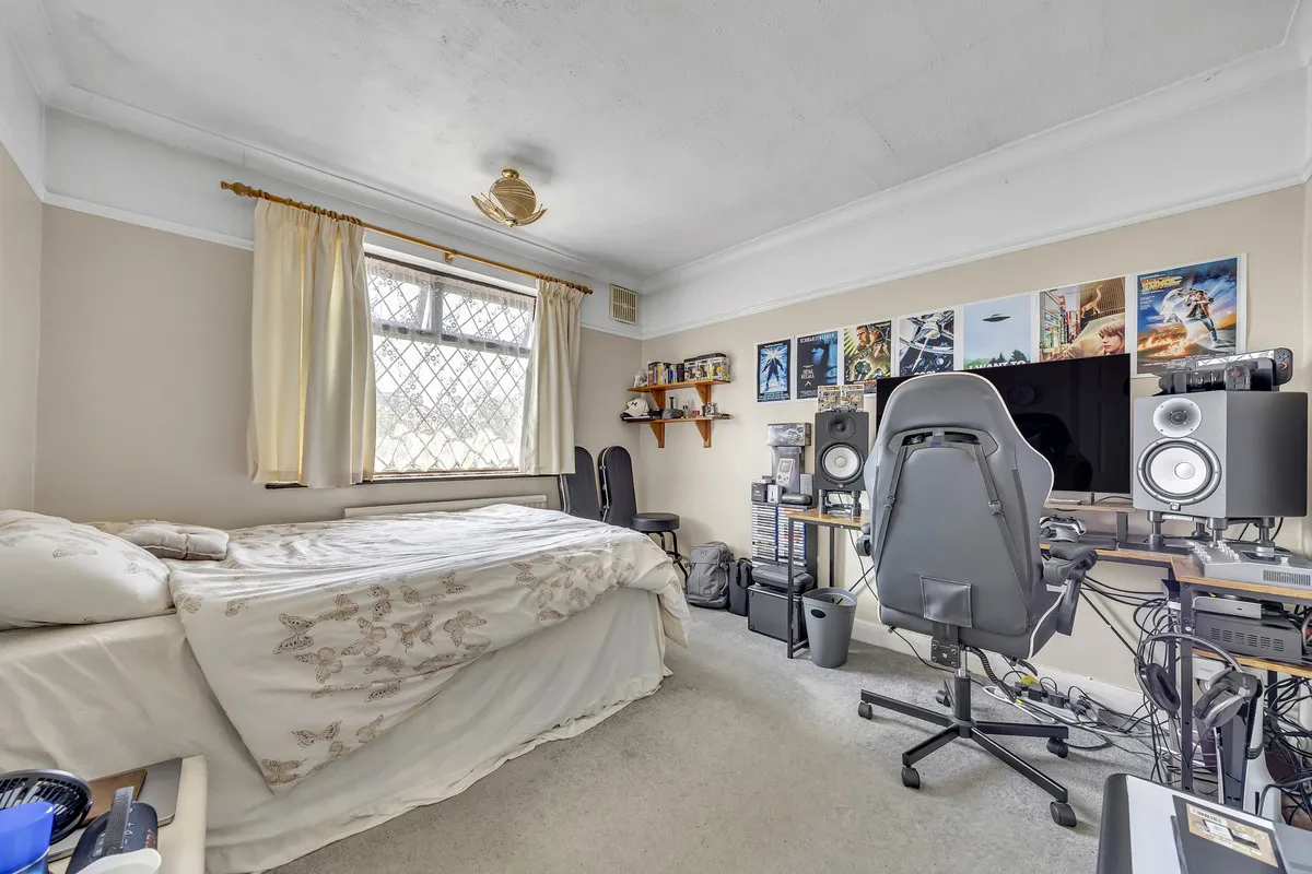 Victoria Avenue, Romford, RM5, photo 10