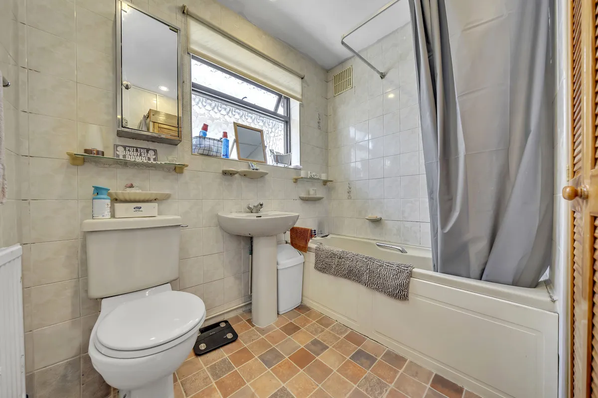 Victoria Avenue, Romford, RM5, photo 13