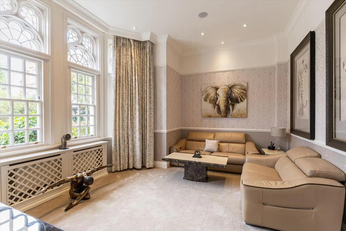 Holloway Drive, Virginia Water, GU25, photo 7