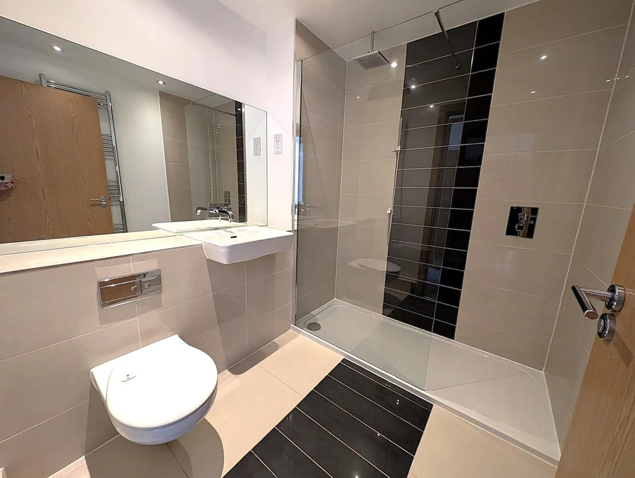 Zodiac Close, Edgware, HA8, photo 6