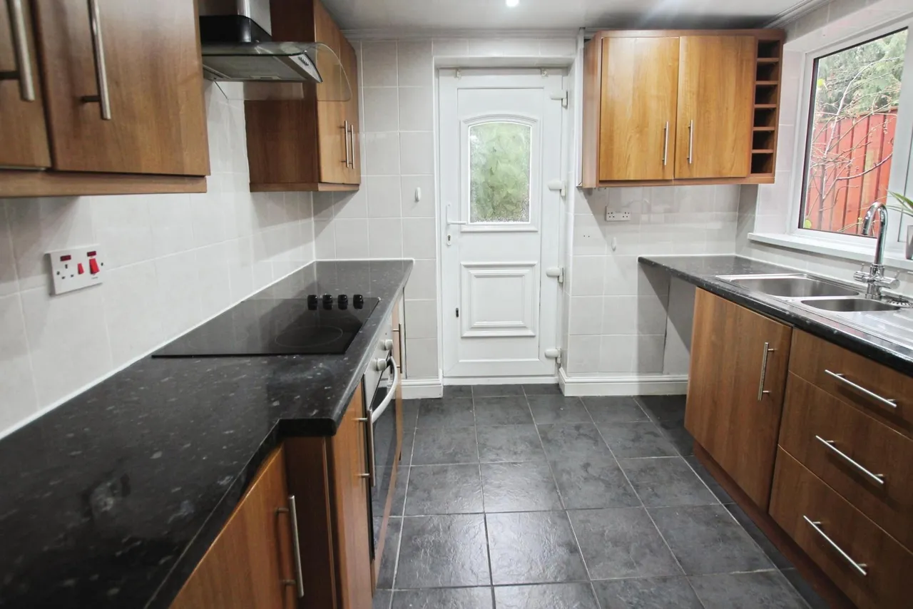 Yewtree Avenue, St Helens, WA9, photo 5