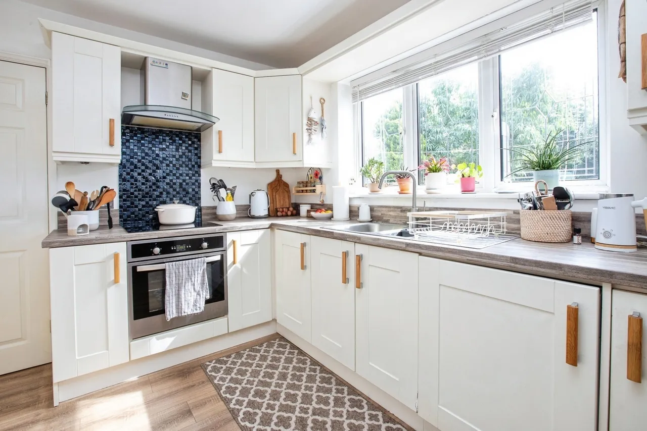 Pemberley Chase, Sutton-in-Ashfield, Nottinghamshire, NG17, photo 5