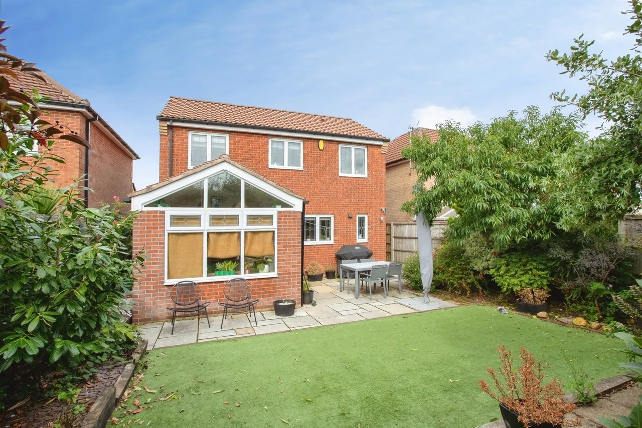 Pemberley Chase, Sutton-in-Ashfield, Nottinghamshire, NG17, photo 22