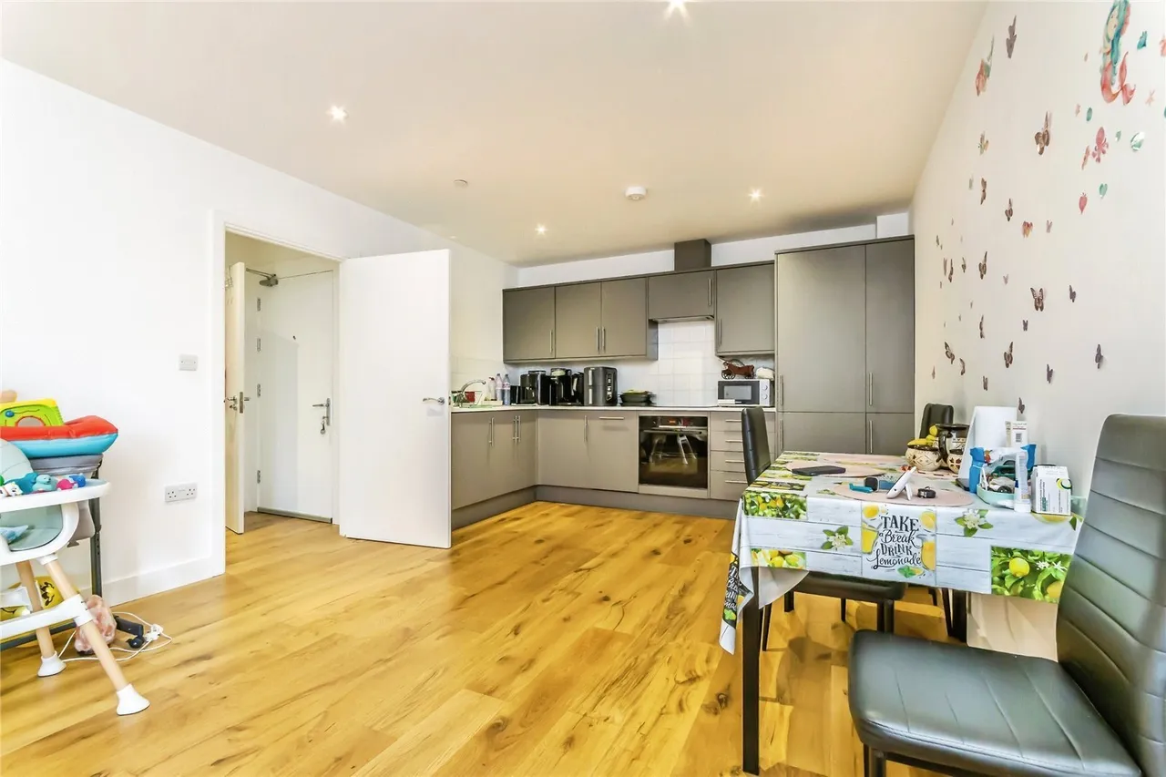 Russell Hill, Purley, CR8, photo 9