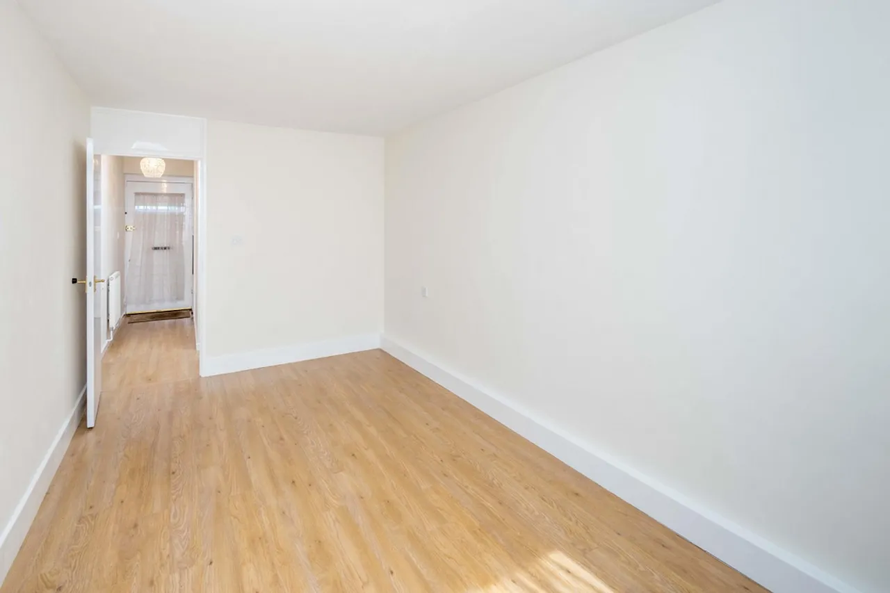 Loddiges Road, E9, photo 5