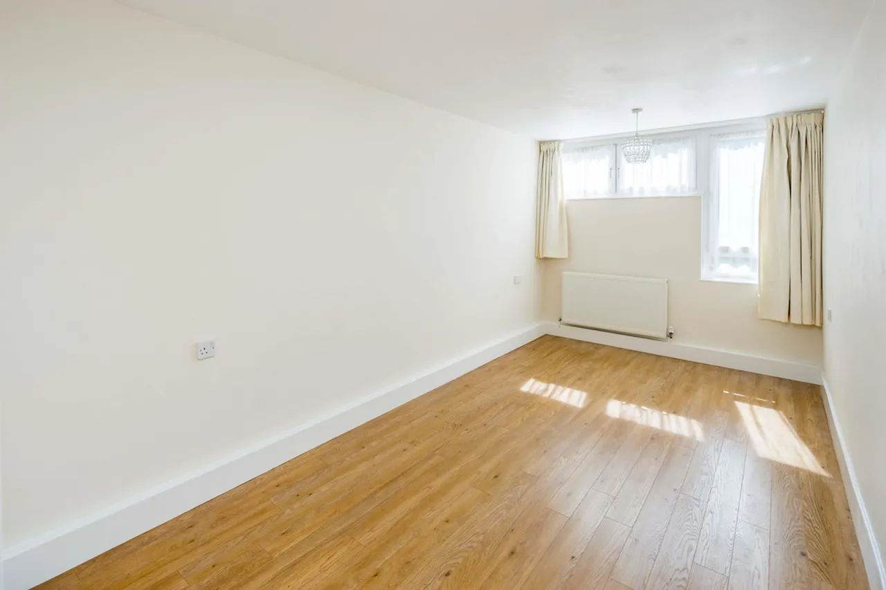 Loddiges Road, E9, photo 3
