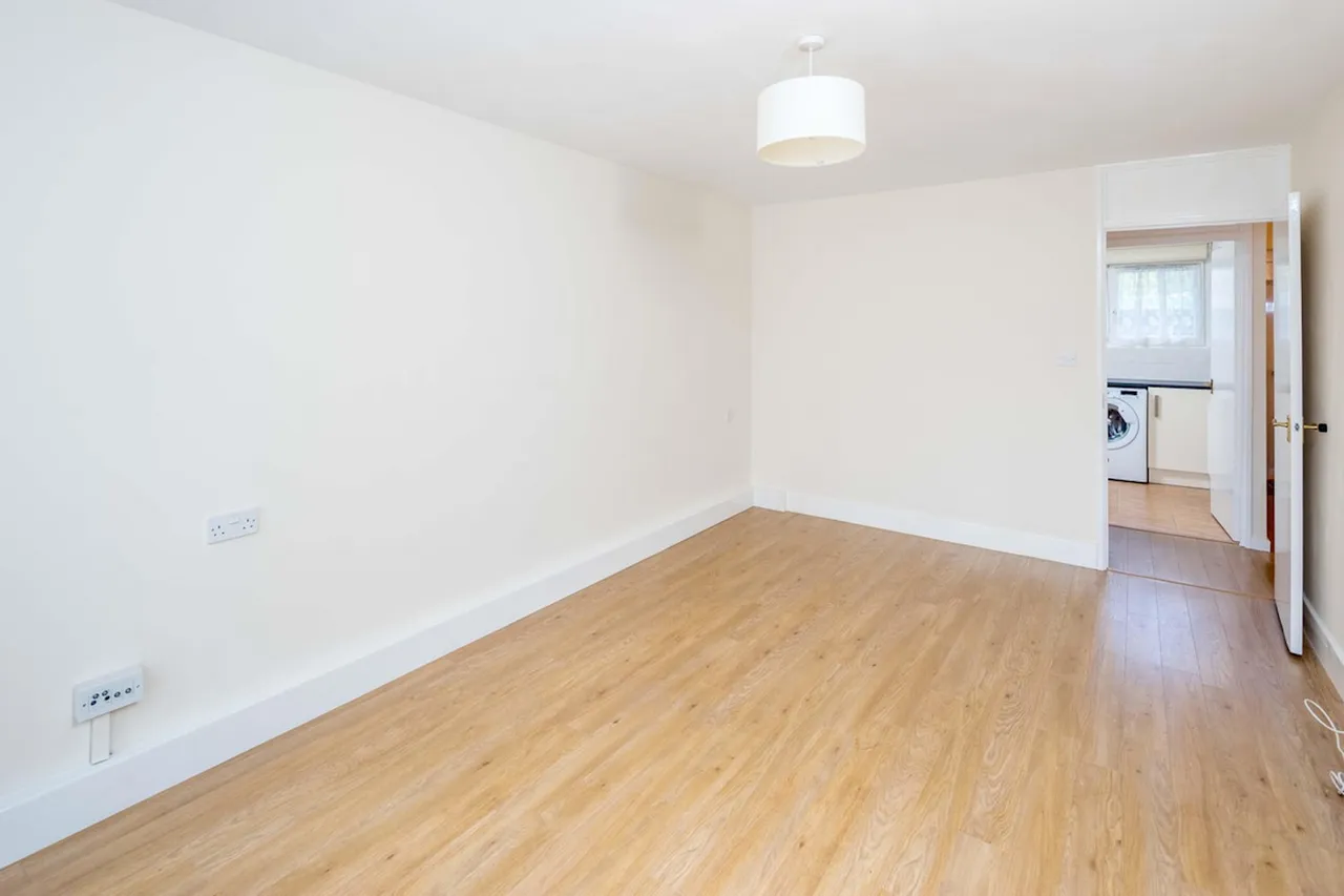 Loddiges Road, E9, photo 8