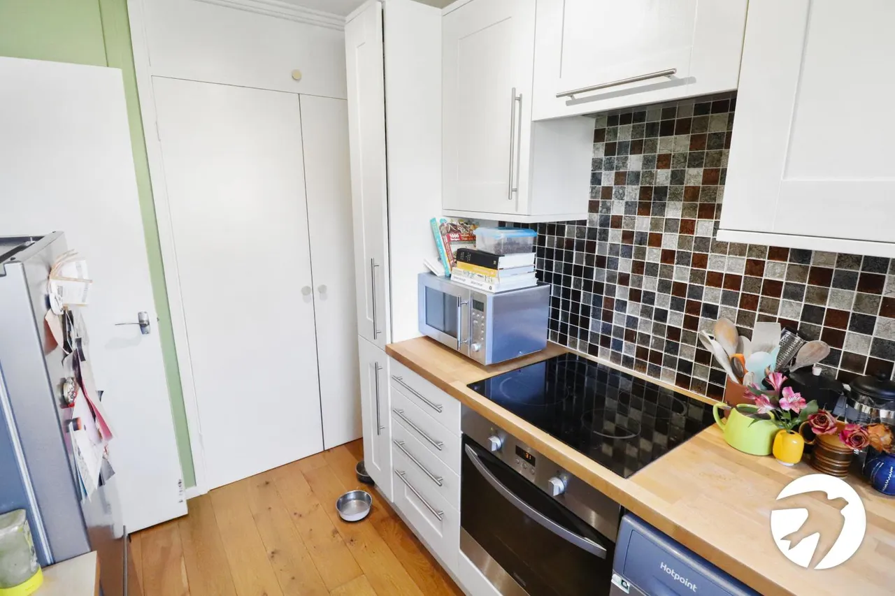 Essenden Road, DA17, photo 9