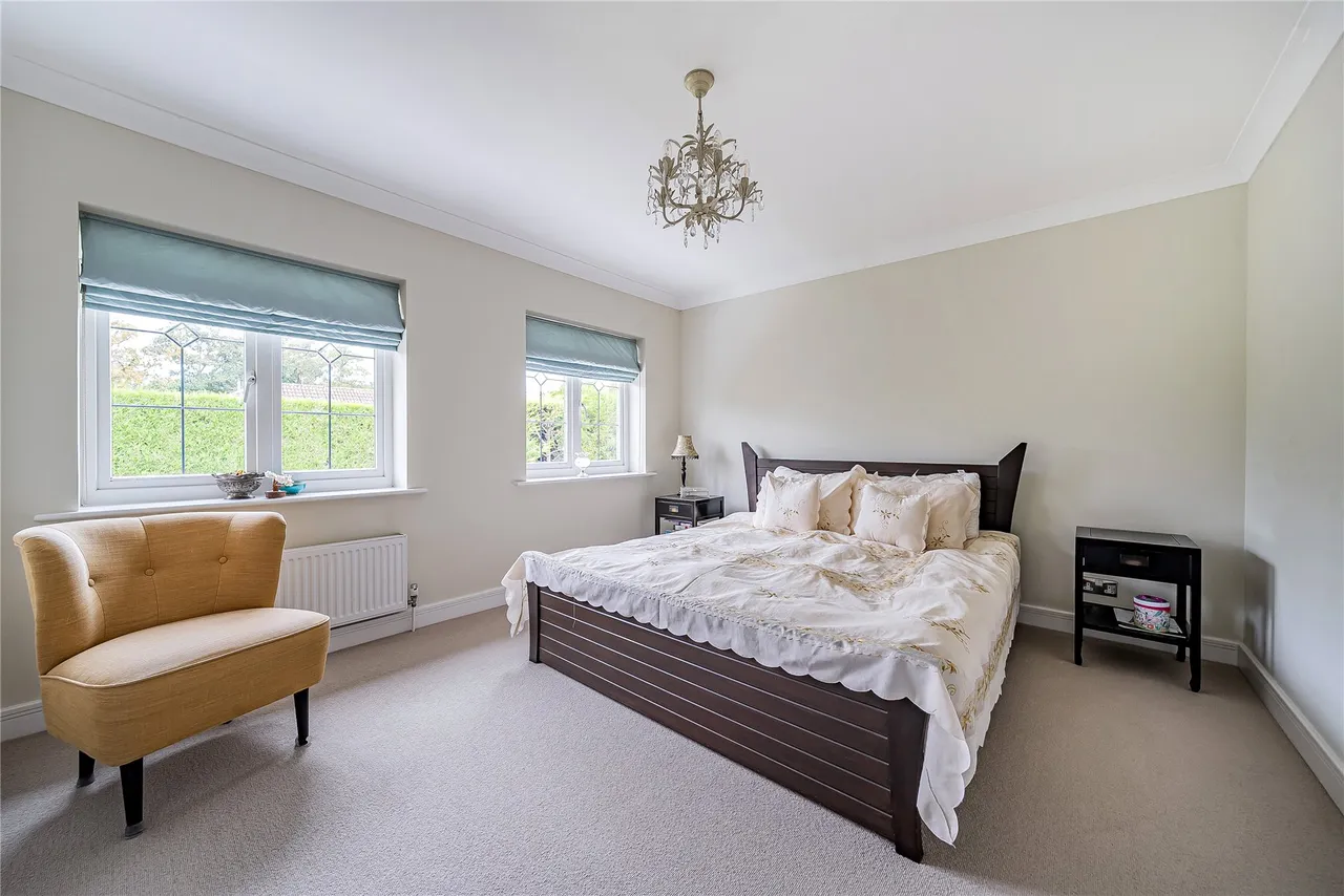 Springfield, Lightwater, GU18, photo 14