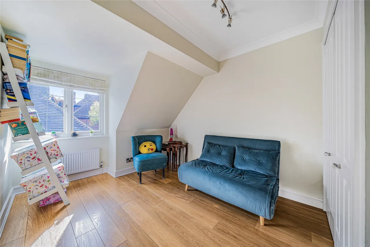 Springfield, Lightwater, GU18, photo 18