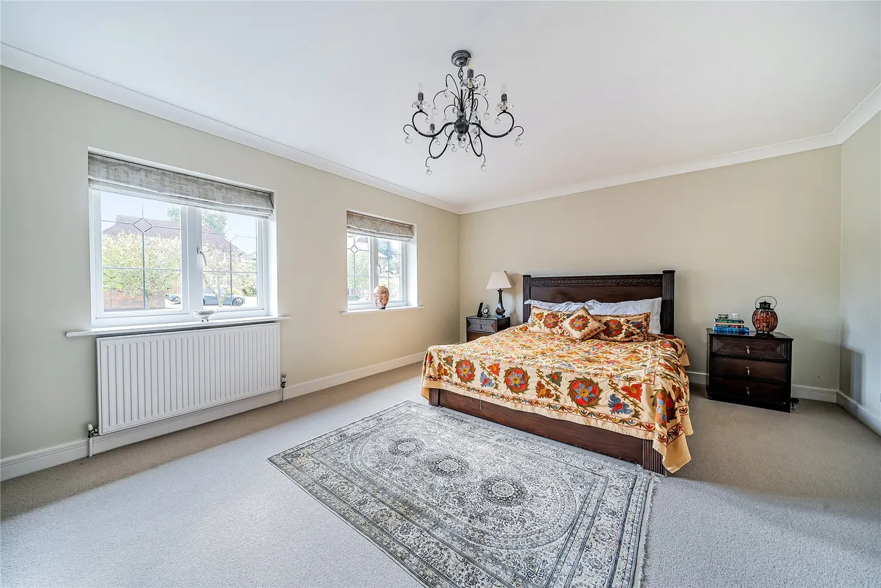 Springfield, Lightwater, GU18, photo 12