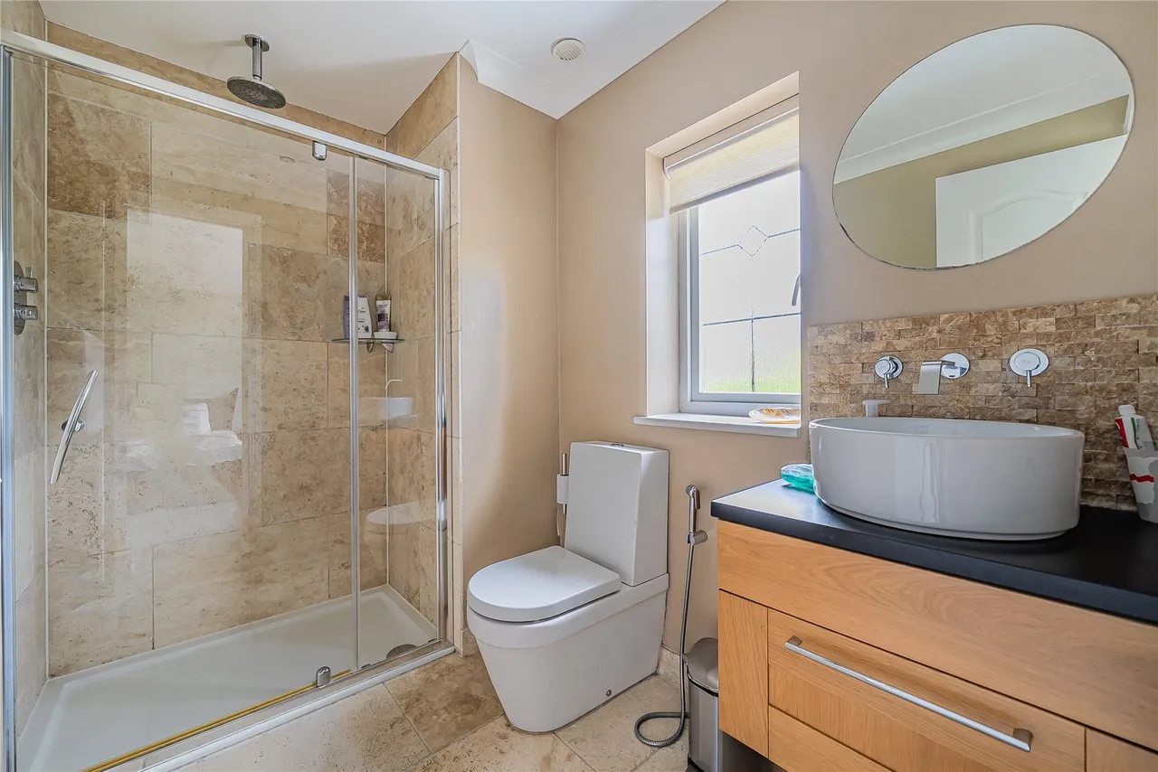 Springfield, Lightwater, GU18, photo 13