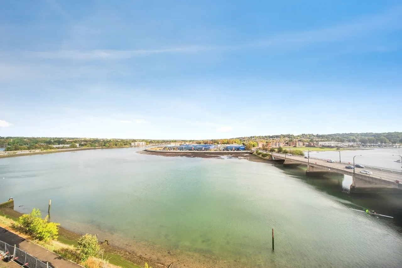Meridian Way, Southampton, SO14, photo 14