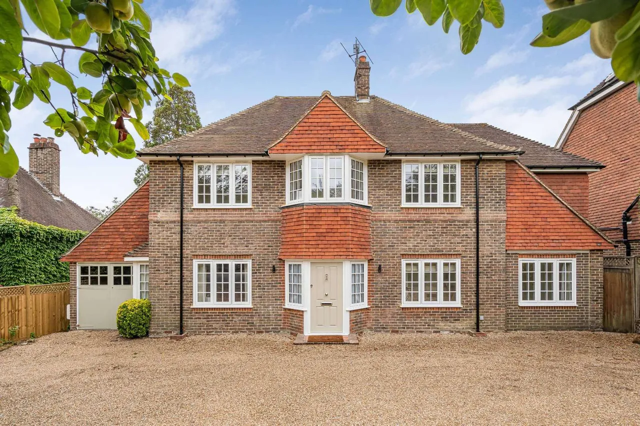 5 bed house for sale — Raglan Road, Reigate, Surrey, RH2 0DP