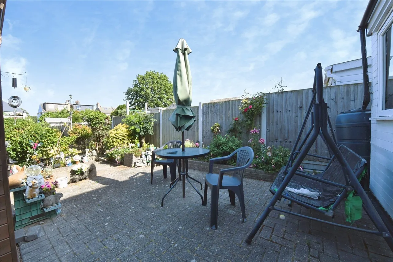 West Road, Shoeburyness, Southend-on-Sea, Essex, SS3, photo 7