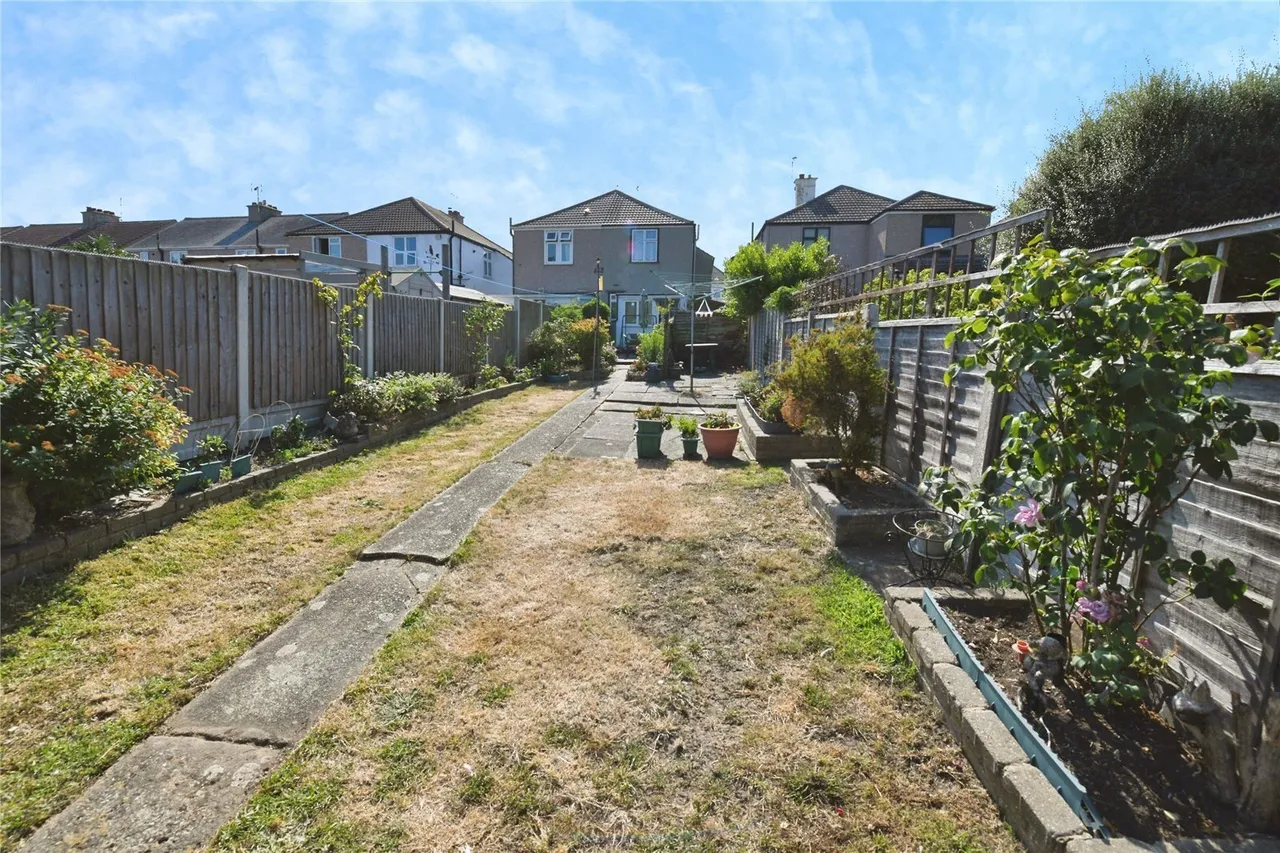 West Road, Shoeburyness, Southend-on-Sea, Essex, SS3, photo 6