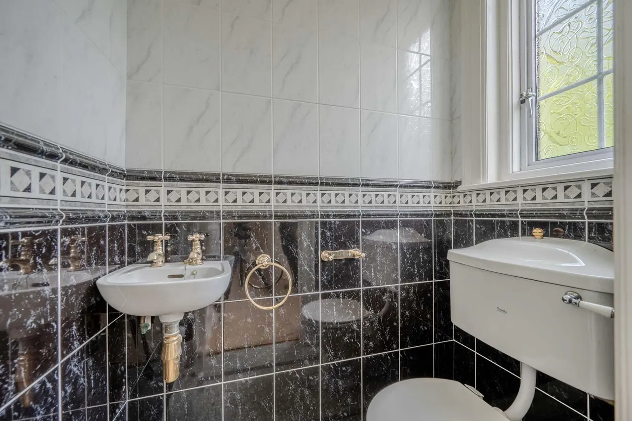 Glen Road, holywood, BT18, photo 12