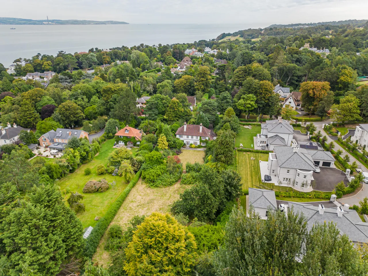 5 bed property with land for sale, Glen Road, holywood, BT18