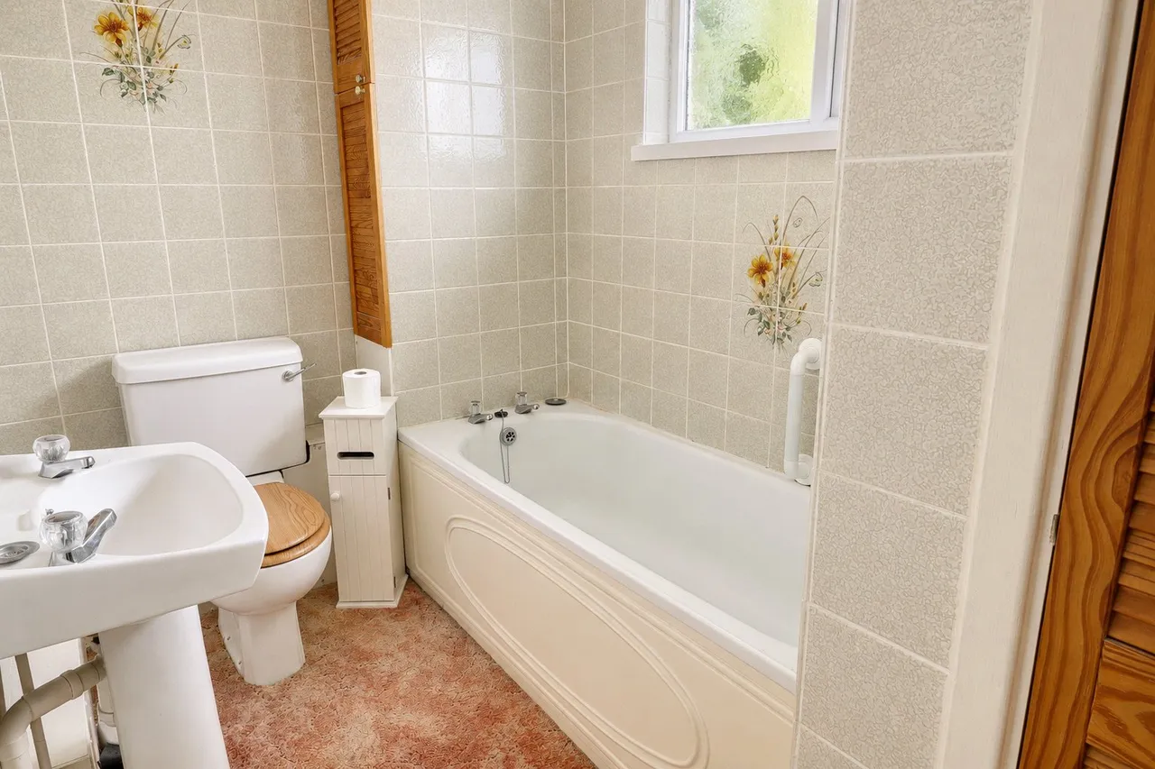 Queen Elizabeth Road, Launceston, PL15, photo 11